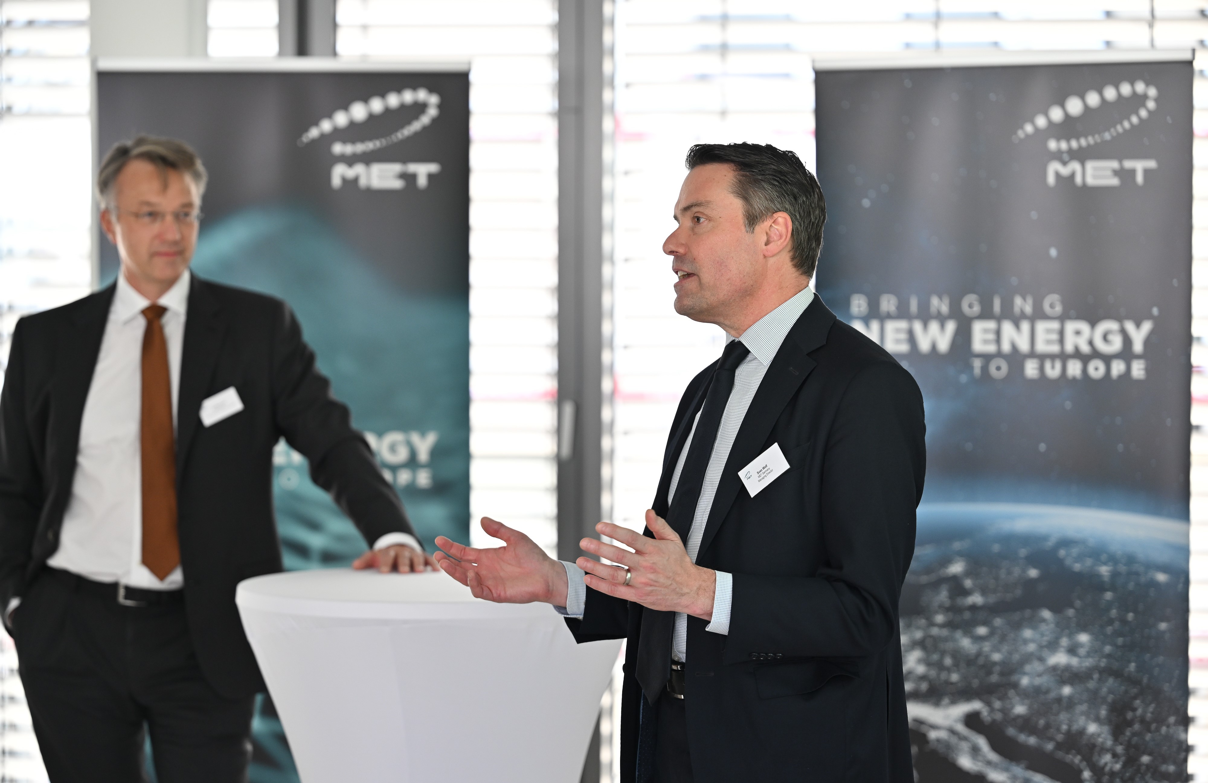 Jan Massmann (Left) Sven Wolf (Right)